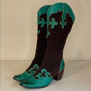 Corkys Elite Western boots women’s size 6 chocolate brown suede green leather